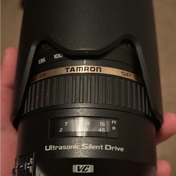 Tamron 70-300mm f/4-5.6 Di VC telephoto lens - great for...